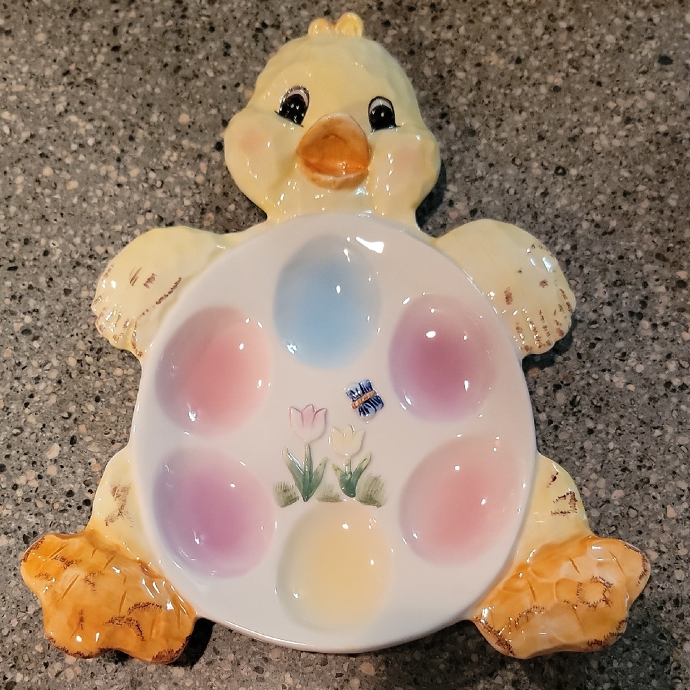 Chick-Shaped Egg Holder Plate